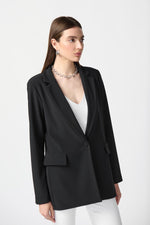 STRAIGHT CUT BLAZER