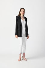 STRAIGHT CUT BLAZER