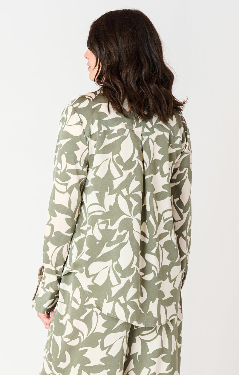 CREAM SAGE FLORAL BLOUSE