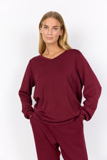 BANU VNECK TOP DARK RED