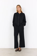 BANU ZIP UP BLACK