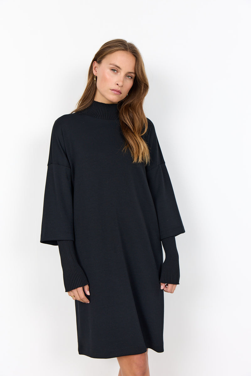 BANU KNIT DRESS