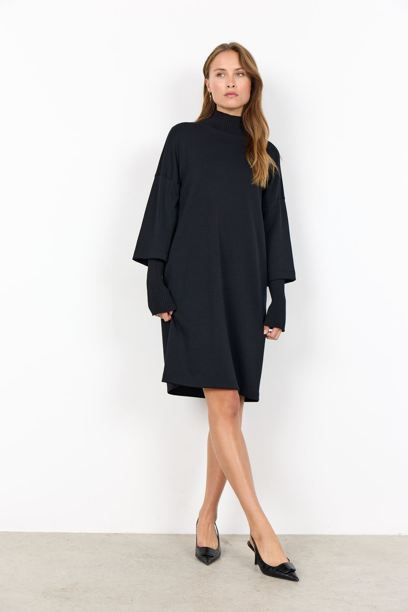 BANU KNIT DRESS