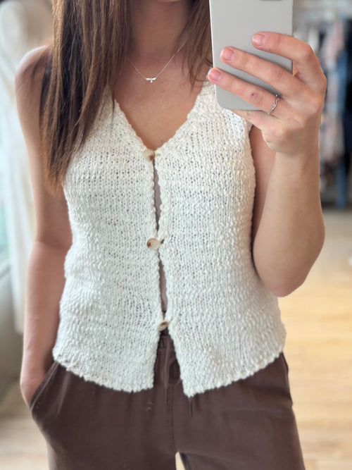 TRAVEL SLOW KNIT VEST