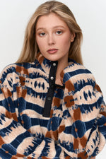 FLEECE MULTI PRINT PULLOVER