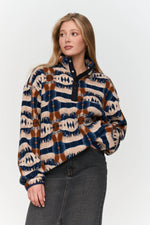 FLEECE MULTI PRINT PULLOVER