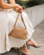 JACINTA CROSSBODY CAMEL