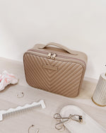 MAGGIE QUILTED HANGING TOILETRY CASE COFFEE