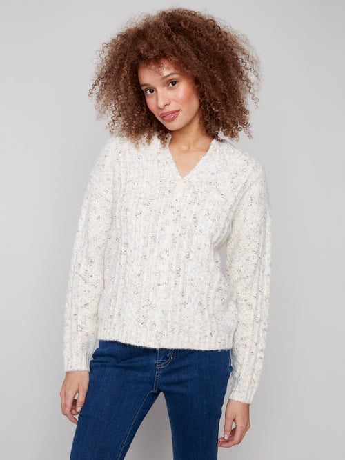 NOTCH NECK  FLEX YARN SWEATER