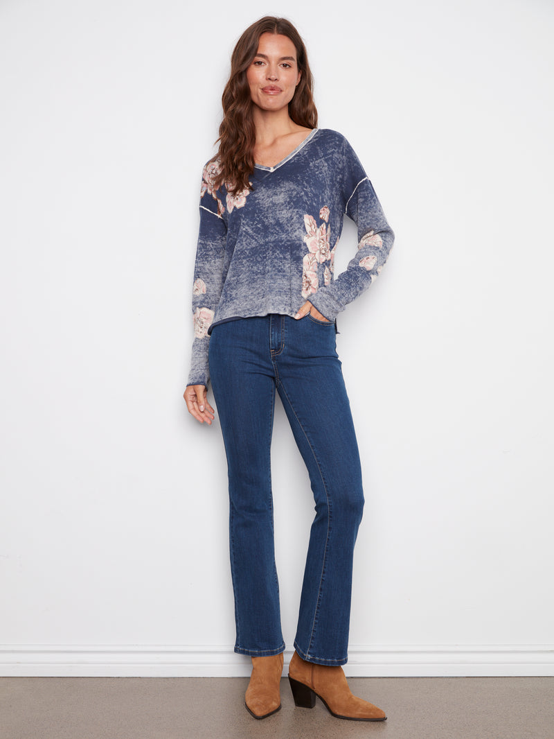 REVERSIBLE FLORAL SWEATER