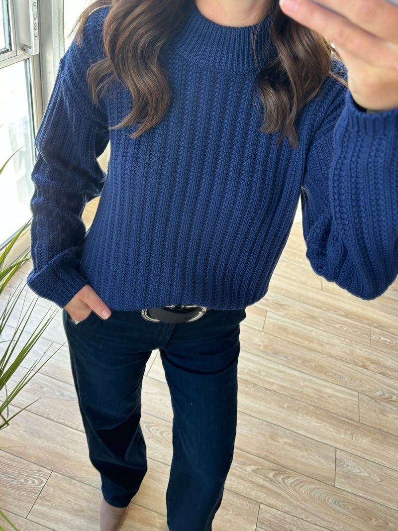 BESS PULLOVER