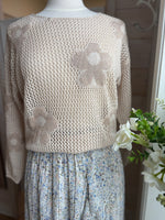 OPEN DAISY KNIT SWEATER