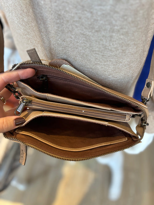 BRISA CROSSBODY TAUPE