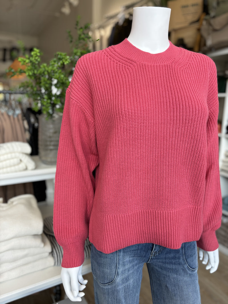 LUMA PULLOVER HOLLY BERRY