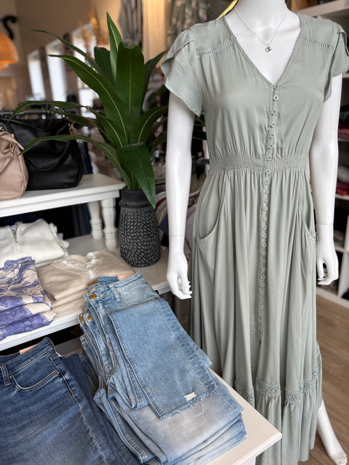 PAPILLON – Craig's Boutique