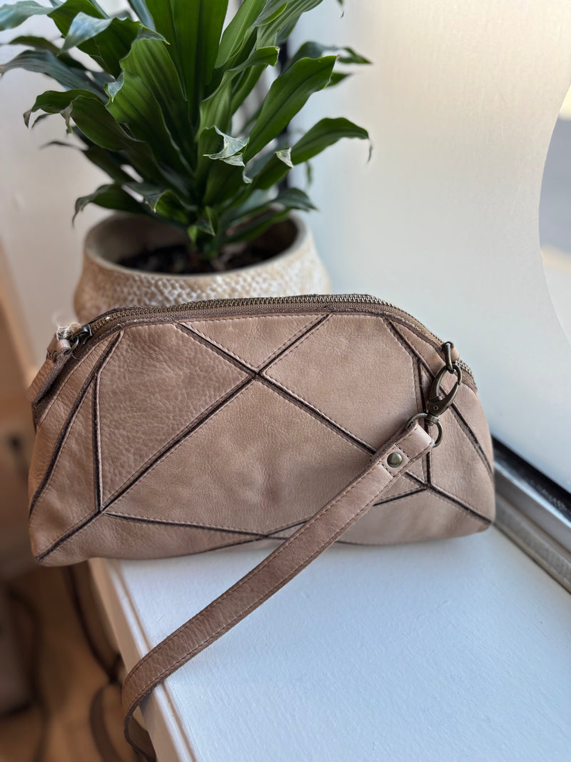 BIANCA HANDBAG TAUPE