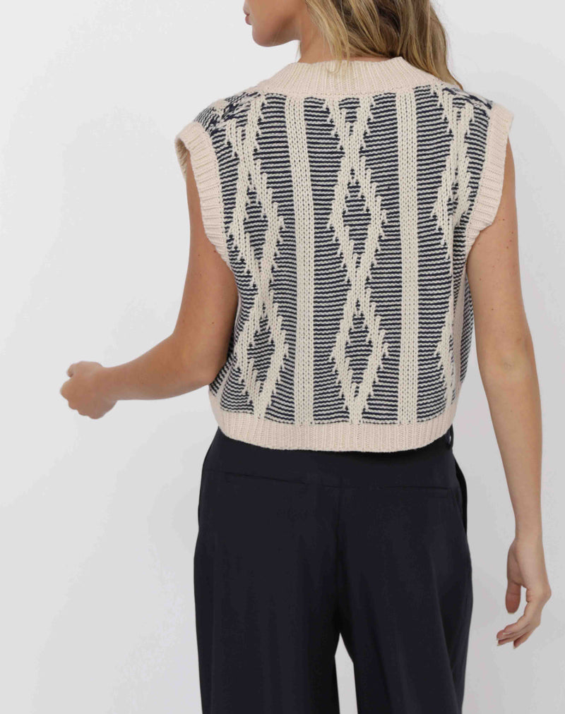 MACY KNIT VEST
