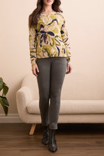 CREW NECK SWEATER