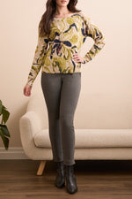 CREW NECK SWEATER