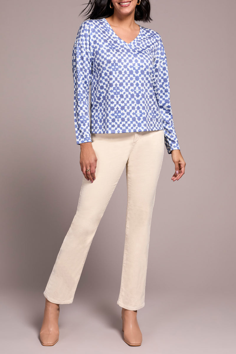 VNECK TOP W SIDESLITS