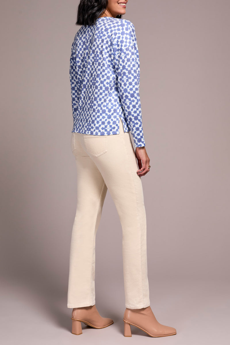 VNECK TOP W SIDESLITS