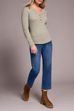 HENLEY TOP OLIVE LEAF