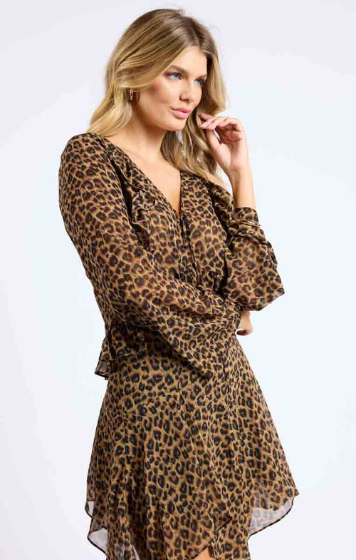 LEOPARD CHIFFON RUFFLE TOP