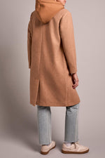 COAT W REMOVEABLE FOOLER HOODIE ALMOND LATTE