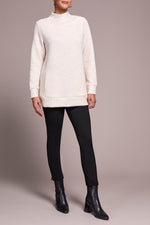 TUNIC WITH INVISIBLE POCKET